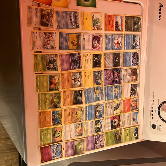 pokemon cards common Pokemon Base Set Common Charmander #46 [Damaged]